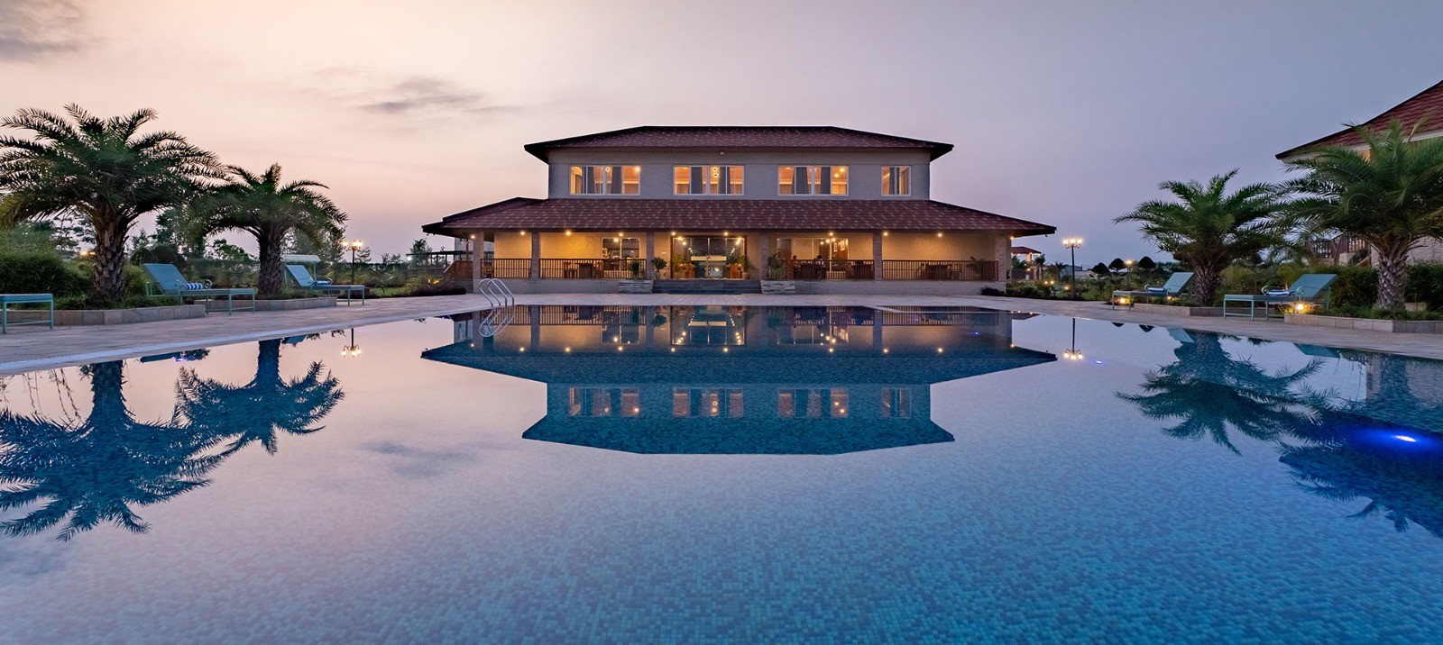 Riverbank Jungle Resorts | Chitwan Hotels